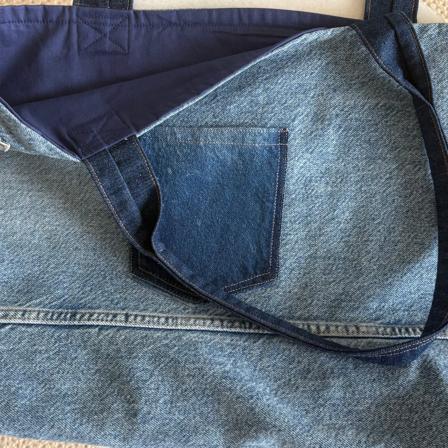 Close up of inner bag lining for tote
